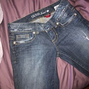 GUESS JEANS